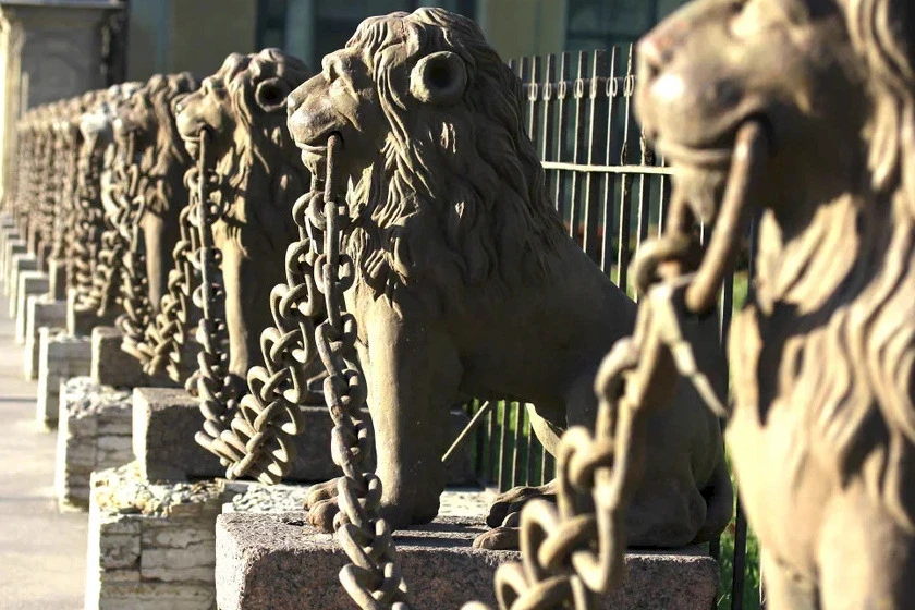 Какой вы лев Петербурга?